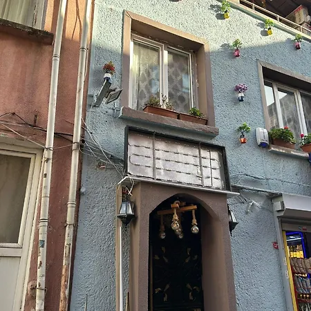 Old Sultanahmet Apartment *